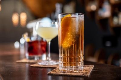 Guide til cocktailglas – hvilket glas skal dine cocktails serveres i?